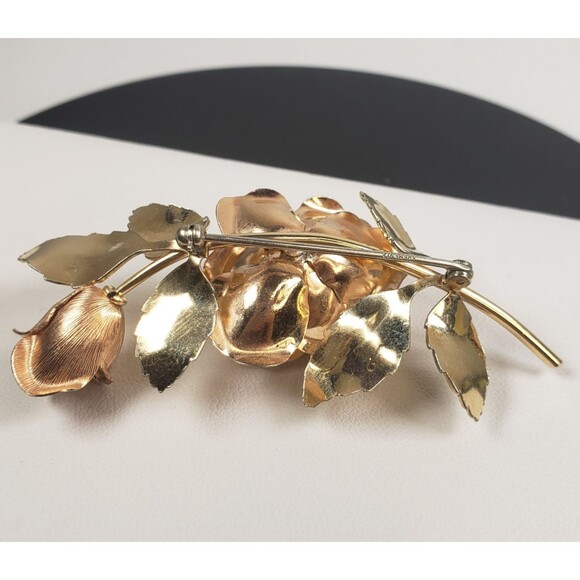 Vtg 1940's Krementz Signed Two Tone Gold Filled Rose Roses Brooch Pin 2.25" long - Picture 9 of 15